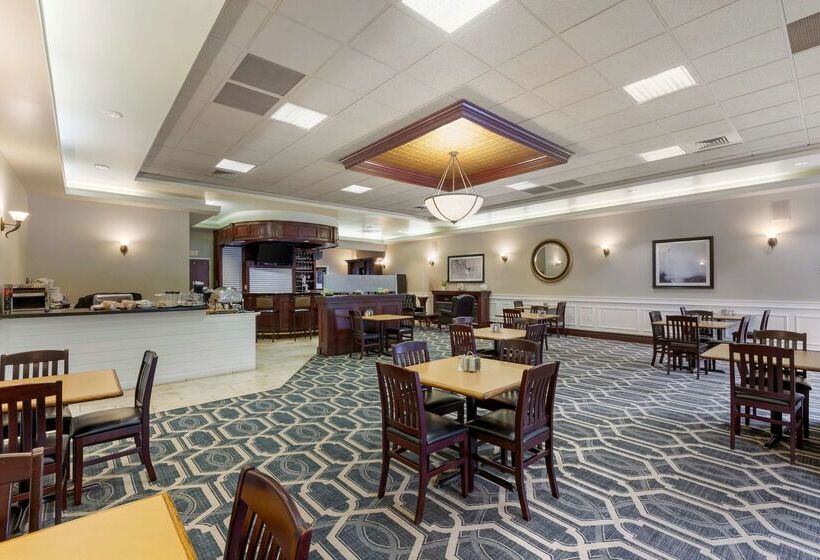 בית מלון כפרי Best Western Plus Orillia
