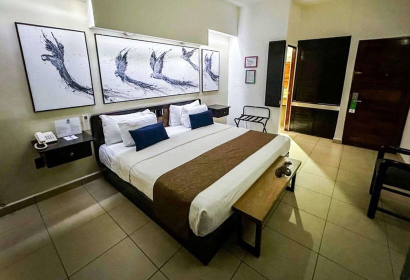 هتل Best Western Posada Chahue