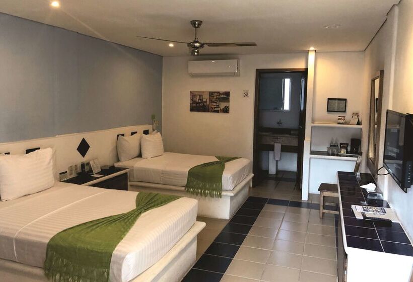 هتل Best Western Posada Chahue