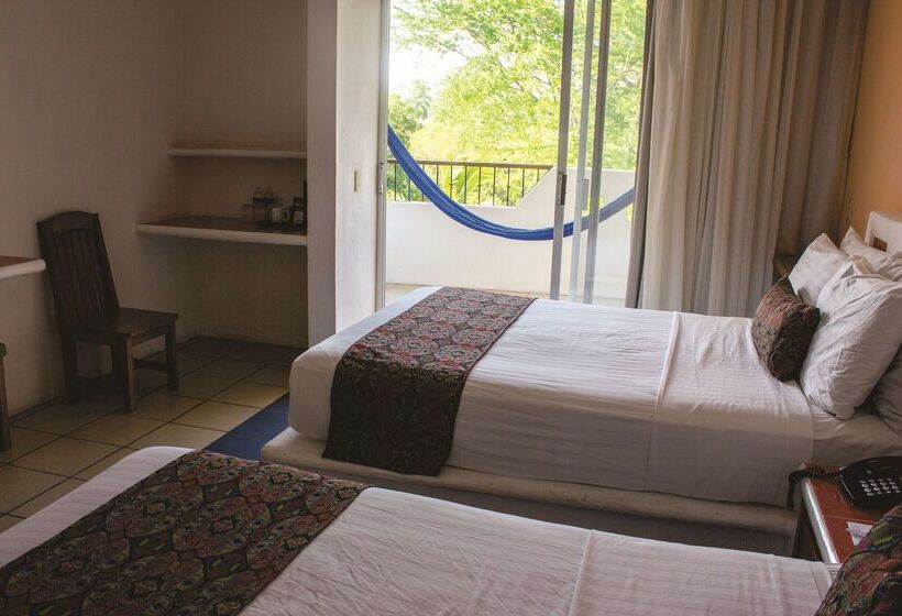 هتل Best Western Posada Chahue