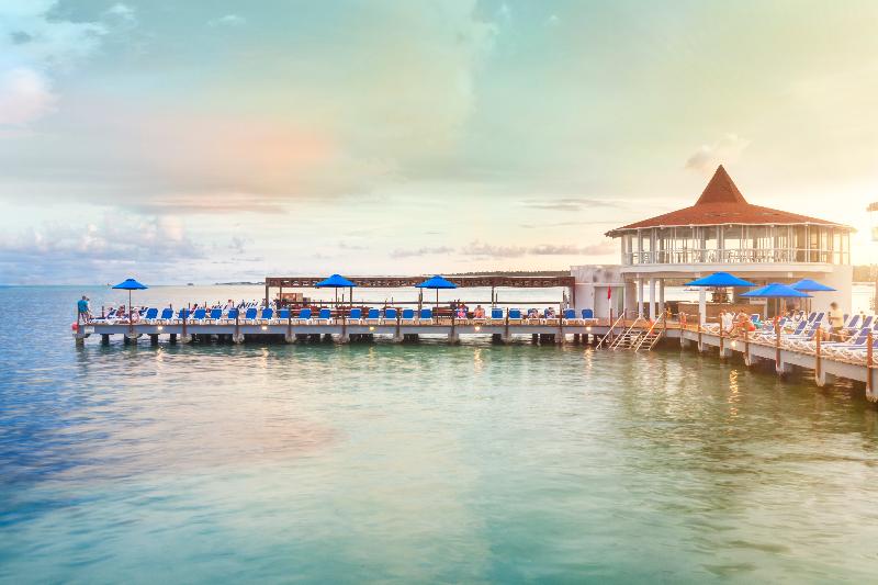 هتل Decameron Aquarium   All Inclusive