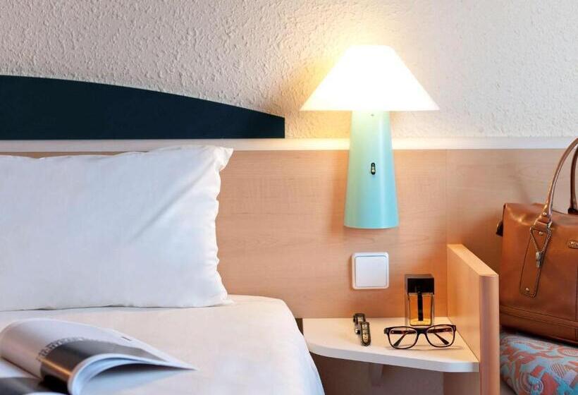 هتل Ibis Köln Messe