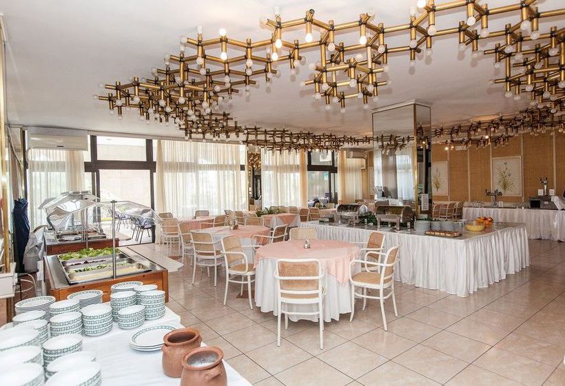 هتل International