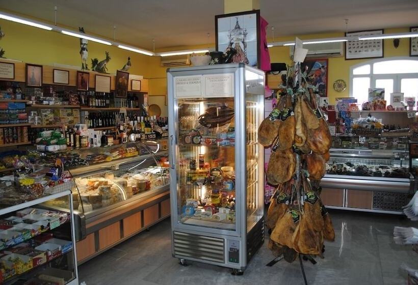 هتل La Palmosa