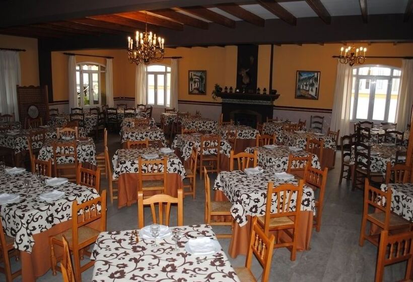 هتل La Palmosa