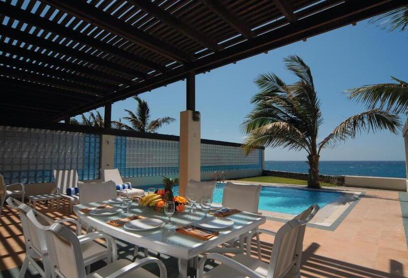 هتل Al Nawras Island Resort