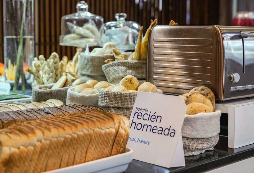 هتل NH Mendoza Cordillera