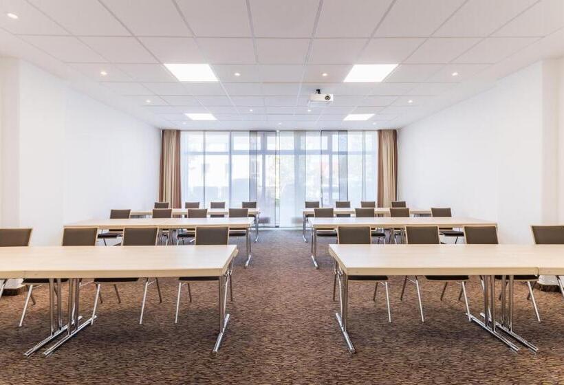 ホテル Park Inn By Radisson Gottingen