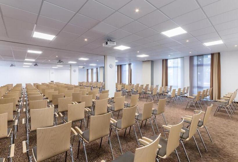 ホテル Park Inn By Radisson Gottingen