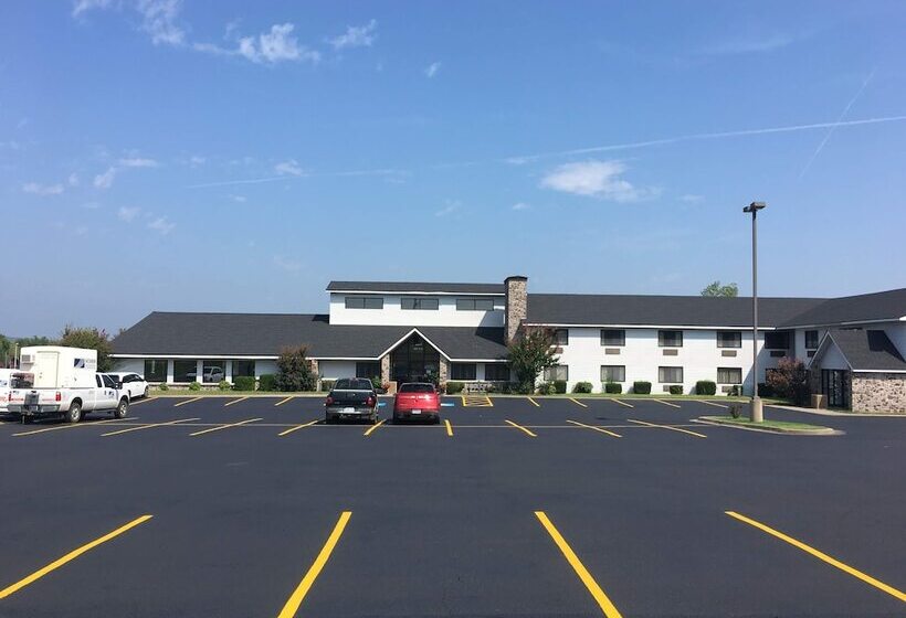 فندق Regency Inn And Suites