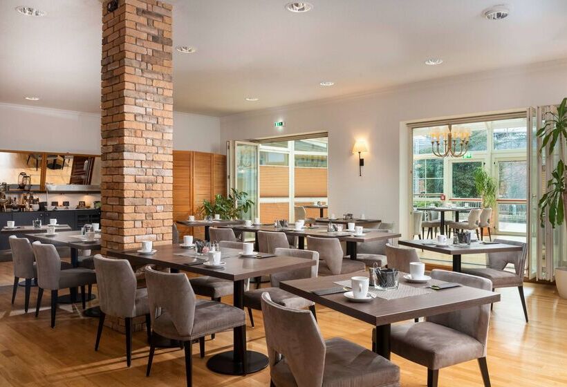 בית מלון כפרי Tryp By Wyndham Rosenheim