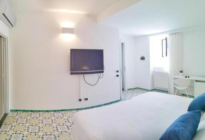 هتل Villa Felice Relais
