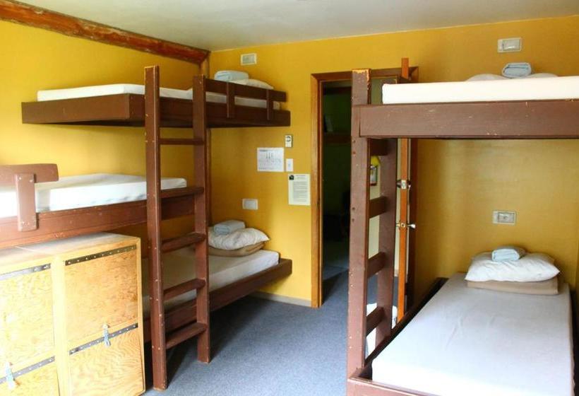 Hi Nordegg   Hostel