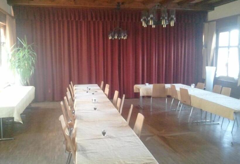 فندق صغير Restaurant Sternen