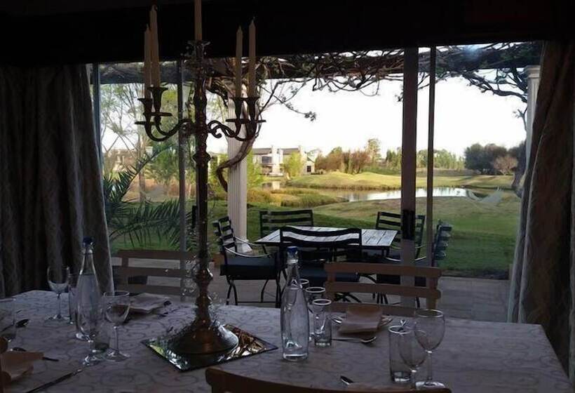 Bed and Breakfast Cygnature Boutique Lodge