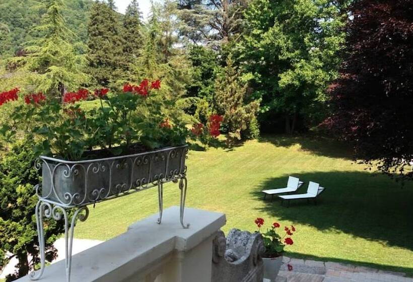Bed and Breakfast La Villa Del Lago
