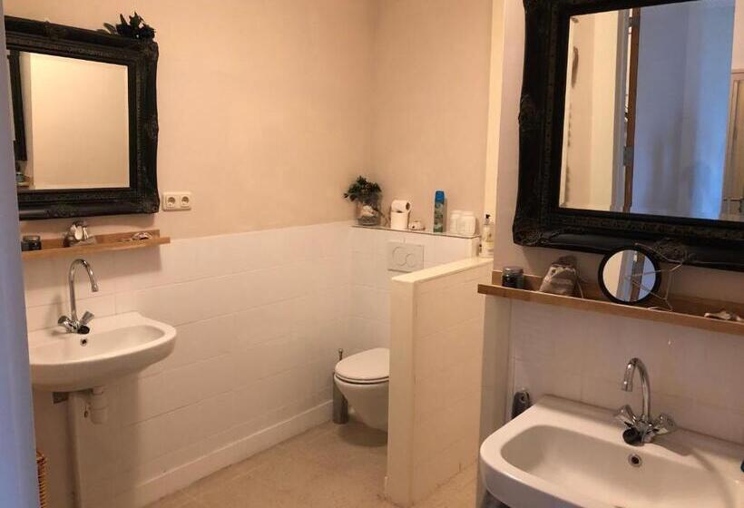 Bed & Breakfast Ytsma State