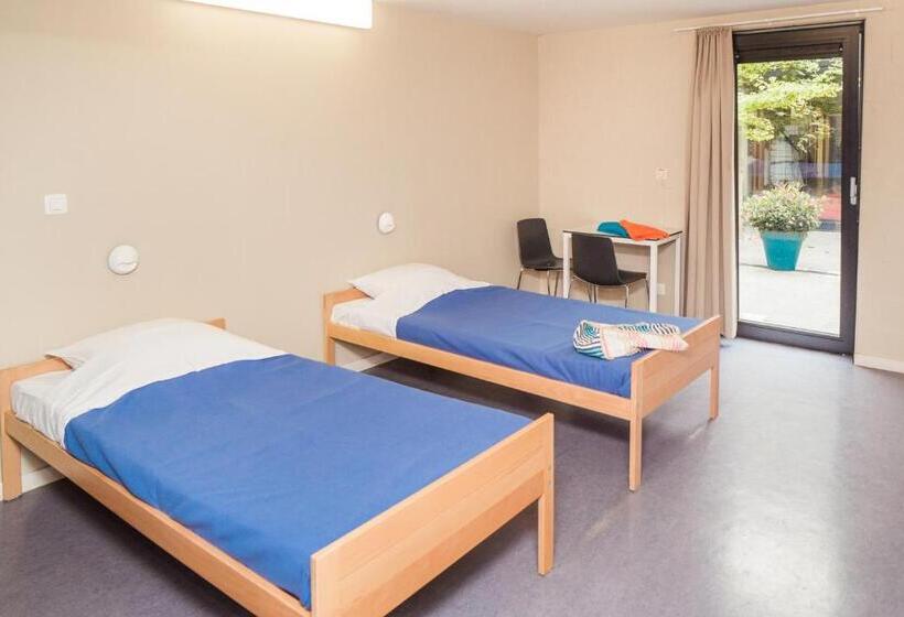 Hostel De Veurs