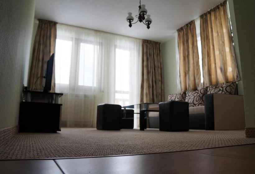 فندق Family Complex Krisbo