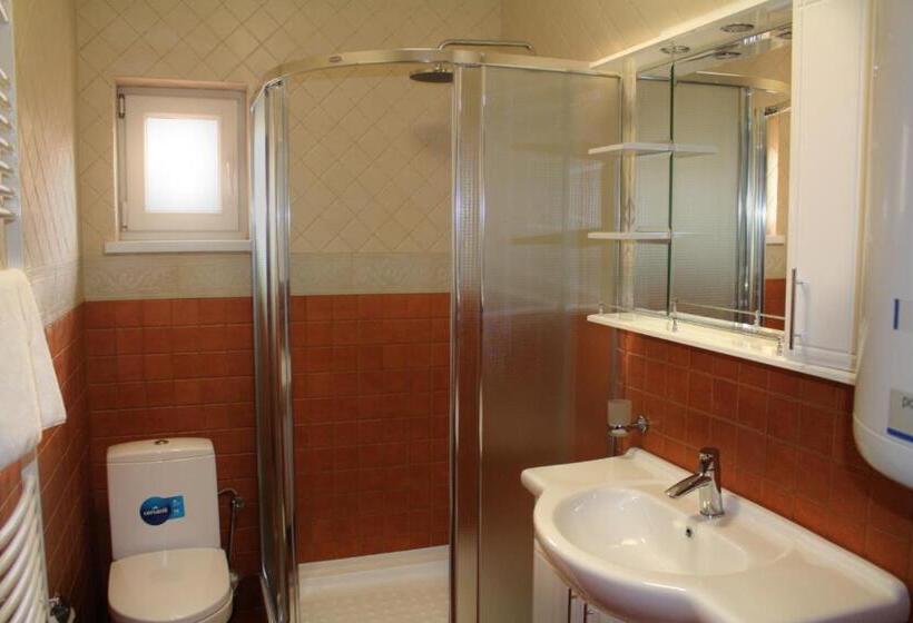 호텔 Gostyniy Dvir Synevir