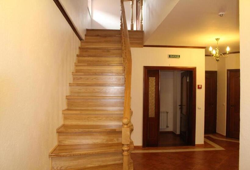 호텔 Gostyniy Dvir Synevir