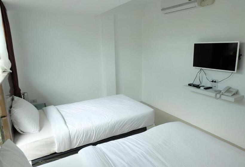 בית מלון כפרי Me2 Singhamuntra Resort Kamphaengsaen
