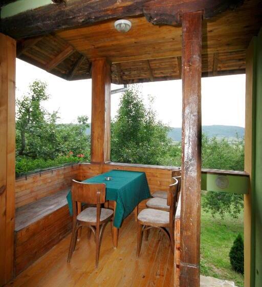 بنسيون Chuchi Guest House 1