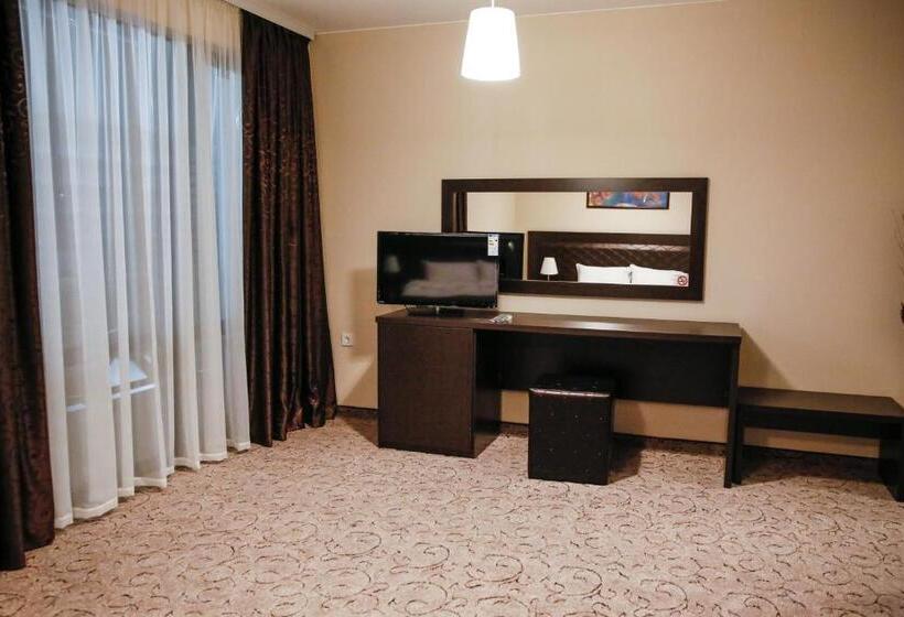 بنسيون Einstein House & Spa