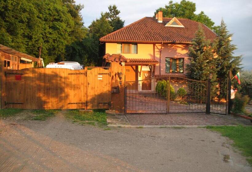 بنسيون Guest House Slivek