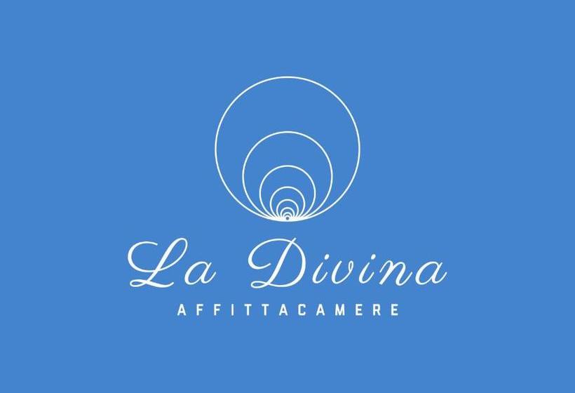 بنسيون La Divina