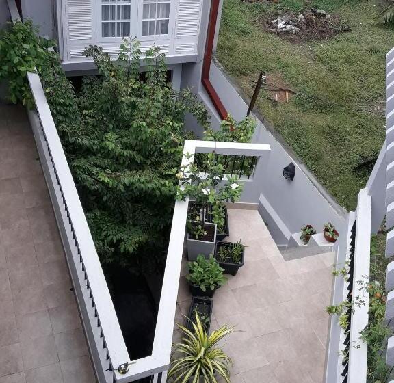 膳宿费 Majestic Apartments