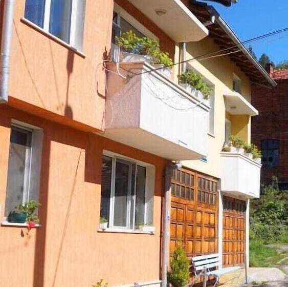 Пансион Pamir Guest House