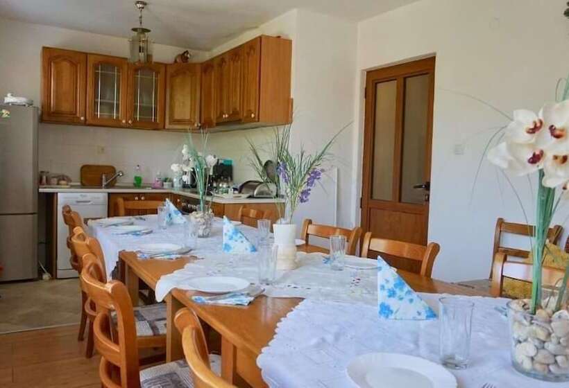 Пансион Pamir Guest House