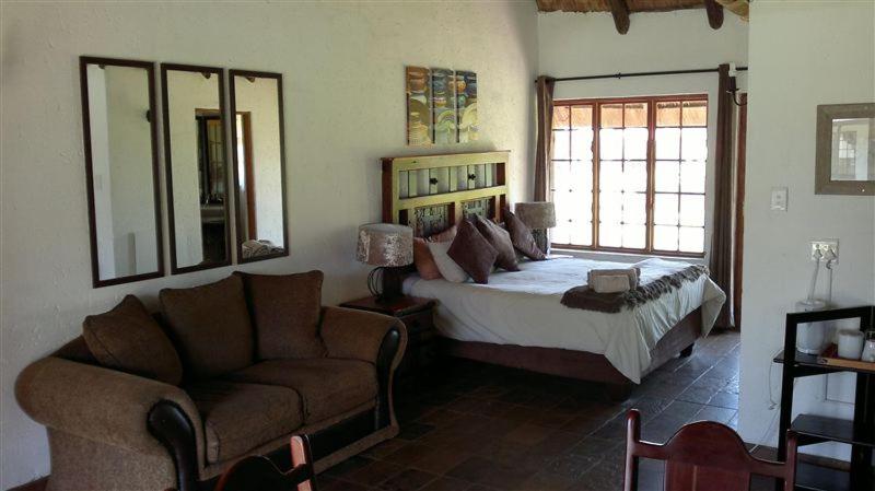 פנסיון Warembo Lodge