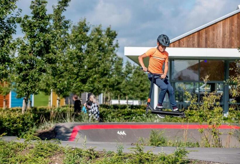 リゾートホテル Vakantiepark Eiland Van Maurik