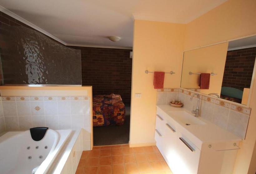 Rubyvale Motel & Holiday Units   An Adults Only Getaway