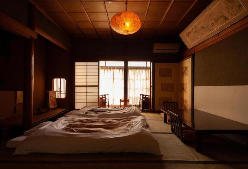 日式旅馆 Shiroyamakan