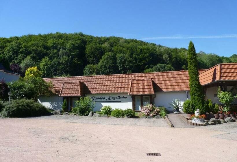 הוסטל Helmerser Wirtshaus