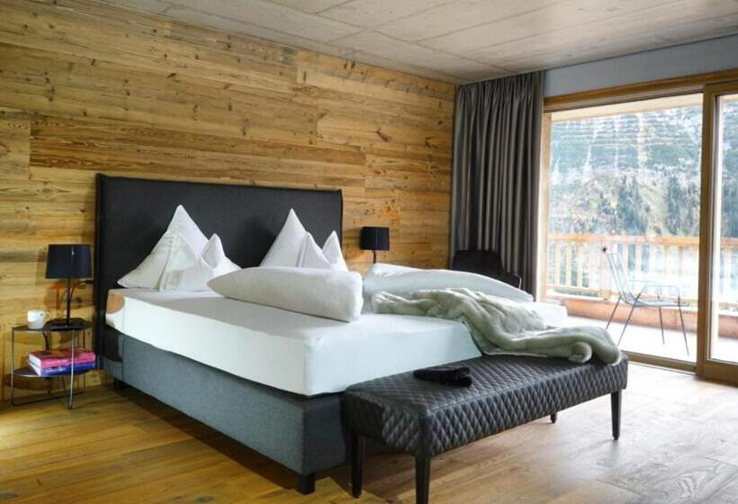 مبيت وإفطار Skilodge Oberlech