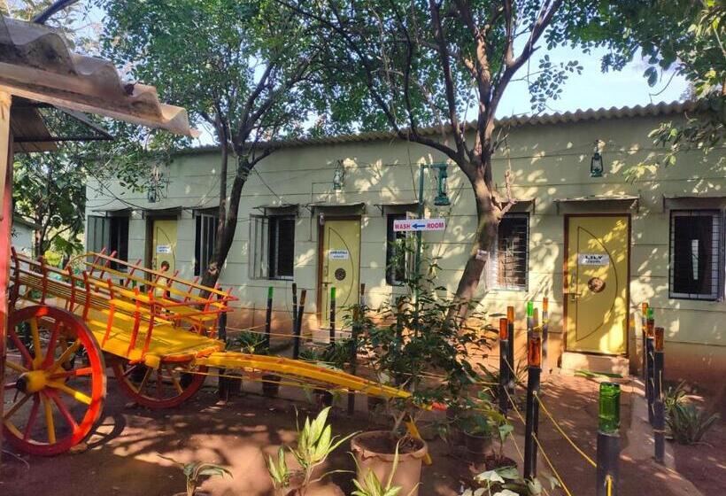 فندق Dirghayu Farms Agri Resort Pvt Ltd