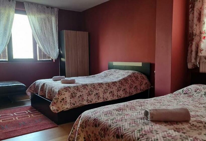 فندق Guest House Koleshevi