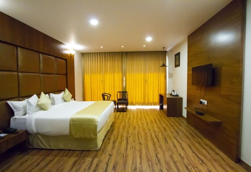 Отель Jalashray Resort
