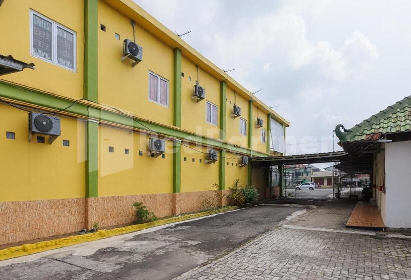 فندق Homestay Hj Suharti Natar Lampung Redpartner