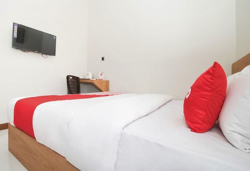 酒店 Oyo 3307 Ayudia Guesthouse