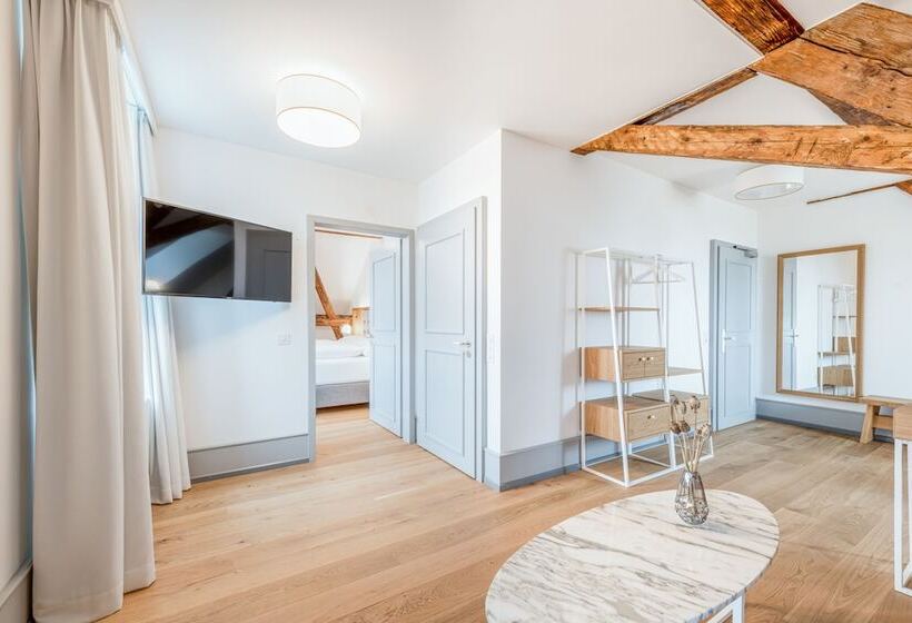 בית מלון כפרי Weissenstein