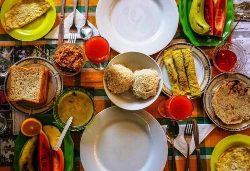 ペンション New Toropi Homestay