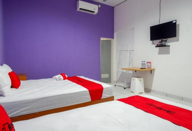 بنسيون Reddoorz Near Alun Alun Kaliwungu Kendal