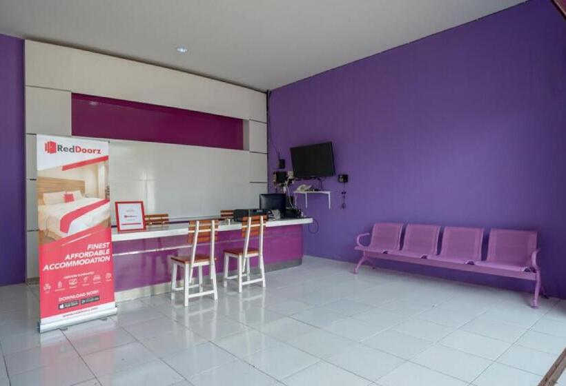 بنسيون Reddoorz Near Alun Alun Kaliwungu Kendal