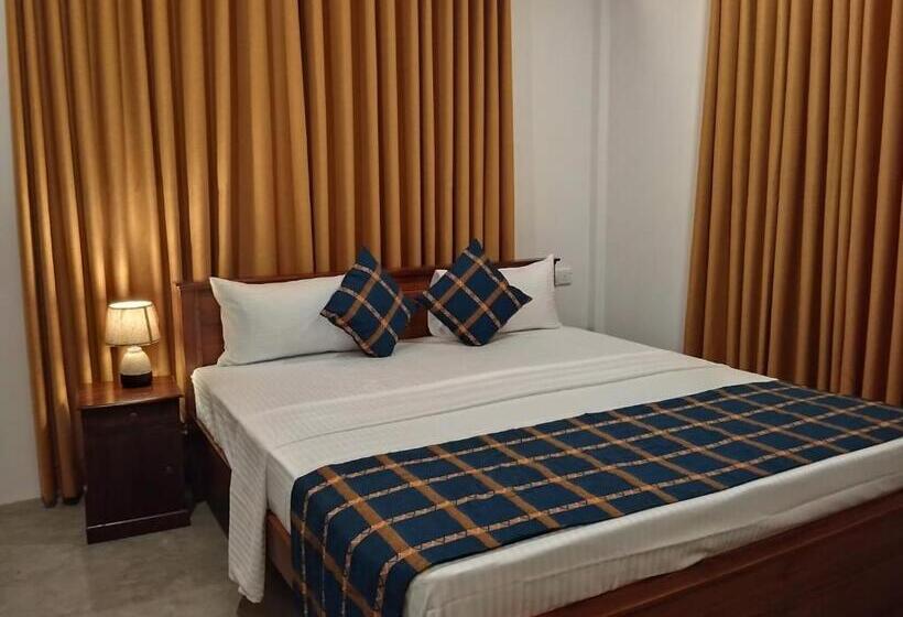 פנסיון Sinali Villa