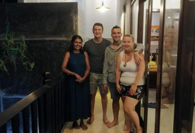 פנסיון Sinali Villa